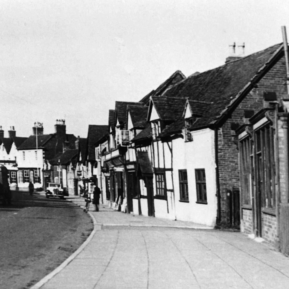 3-869-1 High Street from Brisker's north 1936
